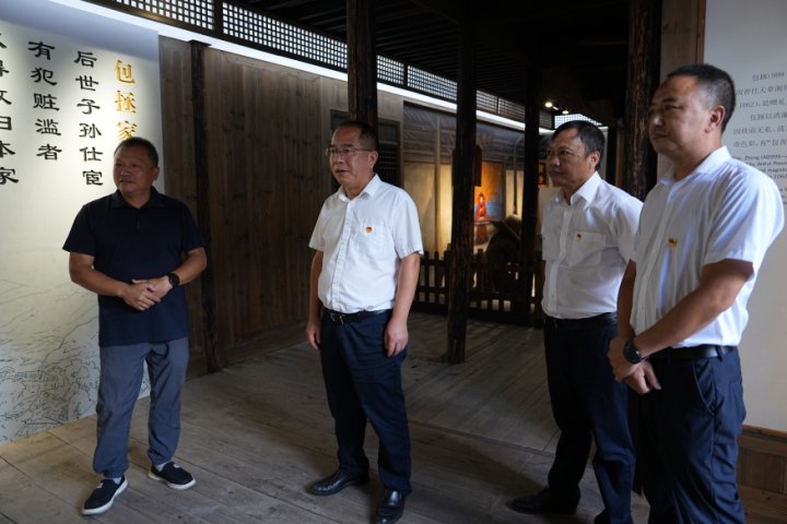 縣人大常委會機關黨支部開展七月主題黨日活動